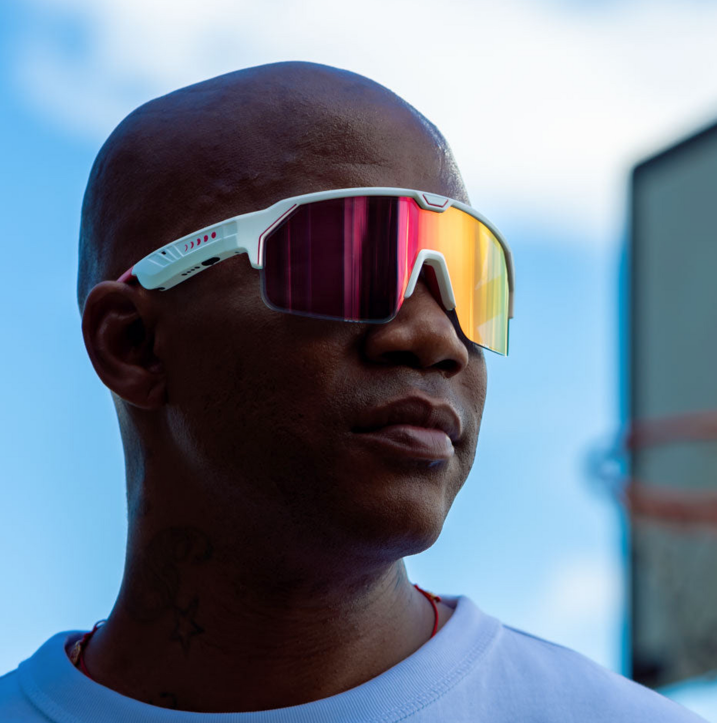 GAFAS SHIELD - Rojo - Ajuste de intensidad y música